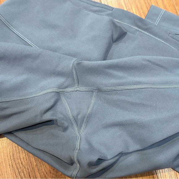 Lululemon Wunder Train Mesh Panel High-Rise Tight 25" - Picture 7 of 9